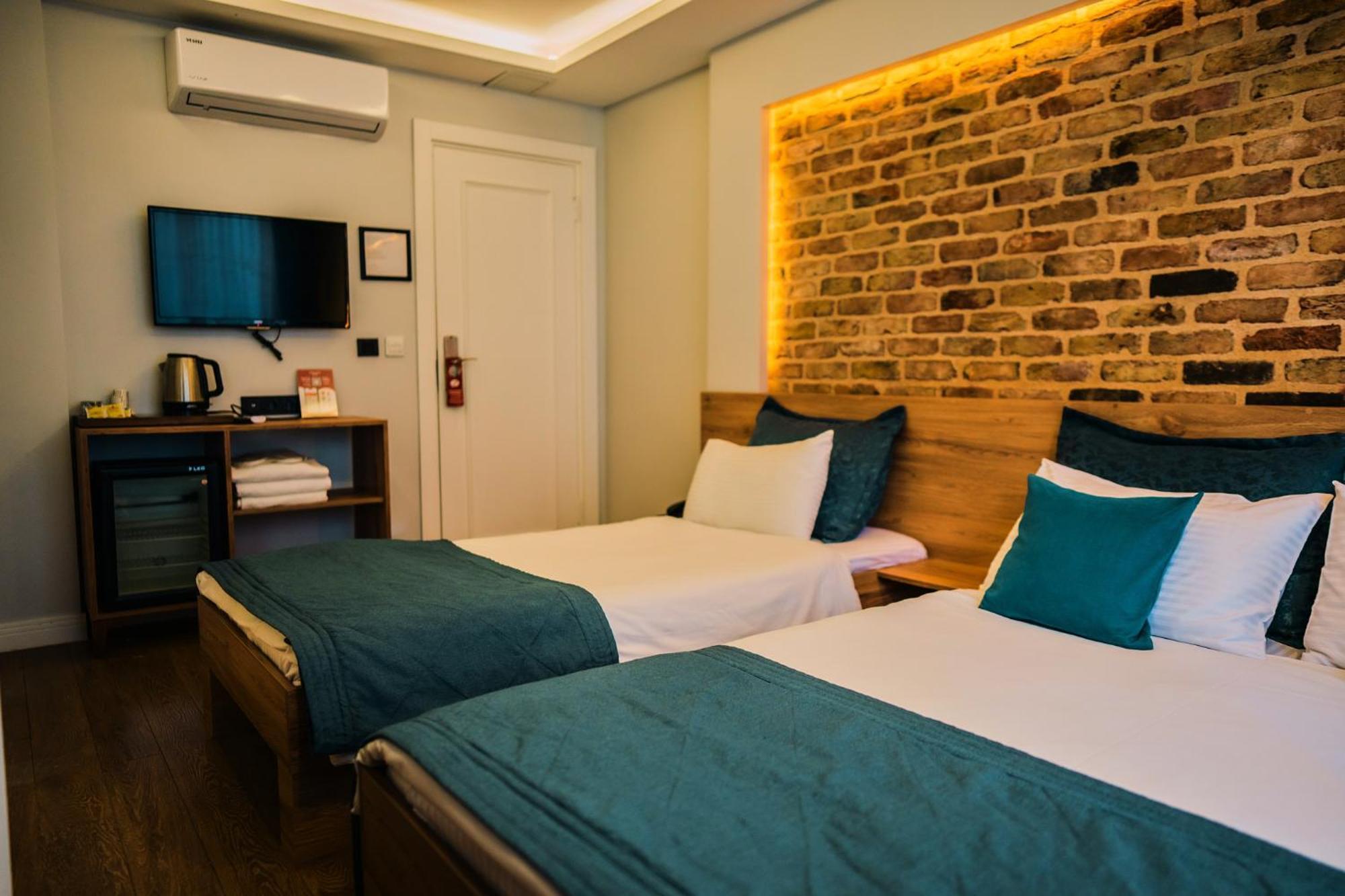 Taksim Santa Lucia Hotel Стамбул Экстерьер фото
